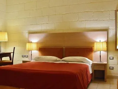 אתר נופש Tenuta Monacelle מונופולי