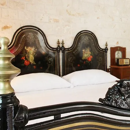 Tenuta Monacelle אתר נופש מונופולי
