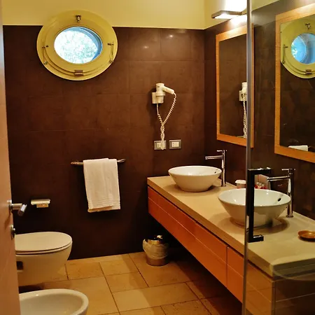 منتجع Tenuta Monacelle 4*