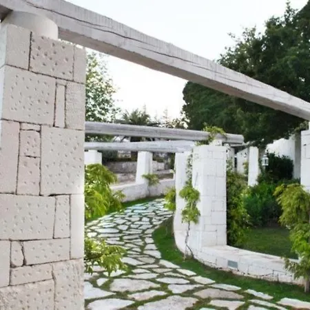 Tenuta Monacelle منتجع 4*