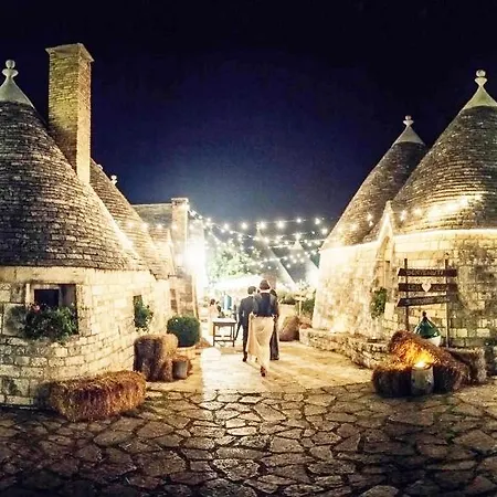 Tenuta Monacelle 4* مونوبولي