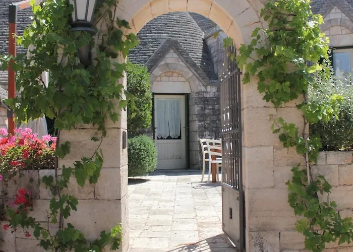 Resort Tenuta Monacelle 4*